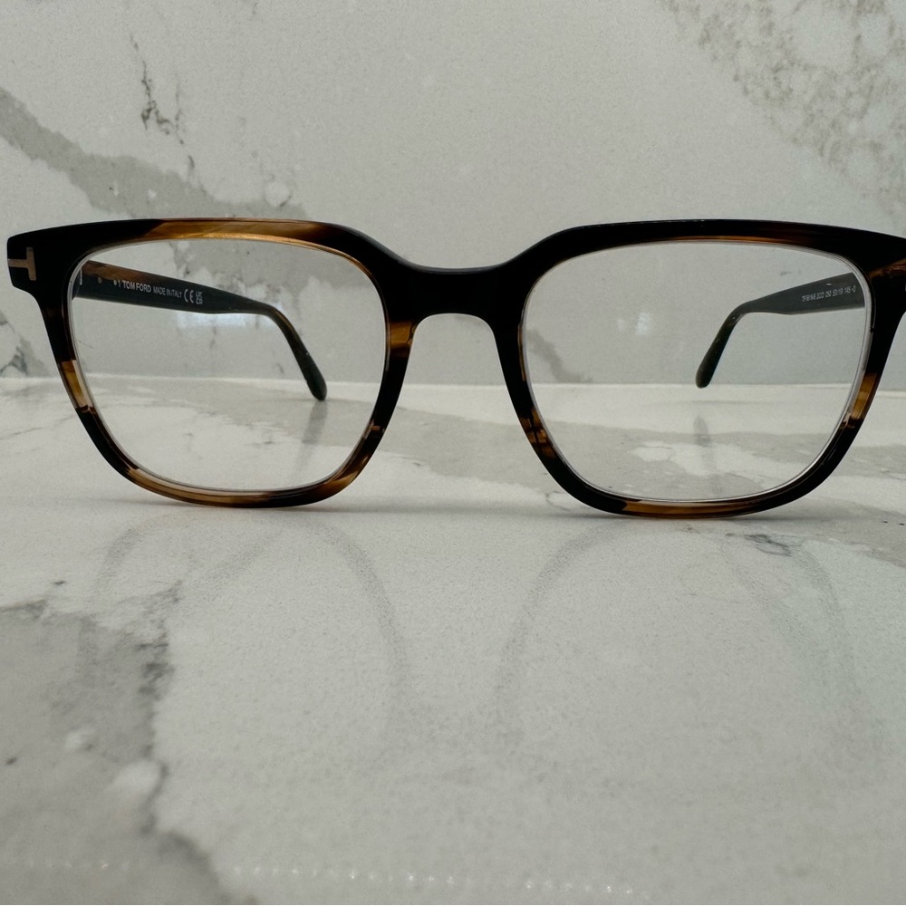 Men’s Tom Ford Frame TF5818-B - Picture 2 of 10